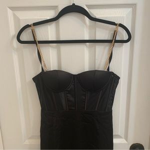 (NWT) MESHKI Talisa Chain Strap Side Split Corset MIDI Dress